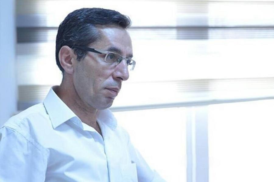 Görsən ki, qaranlıq çökür aləmə-Qulu Ağsəsin şeirləri