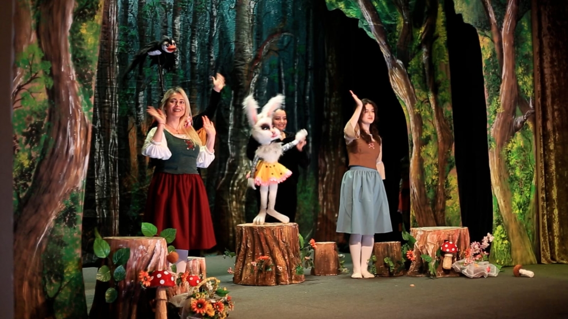 Kukla Teatrında növbəti xeyriyyə aksiyası