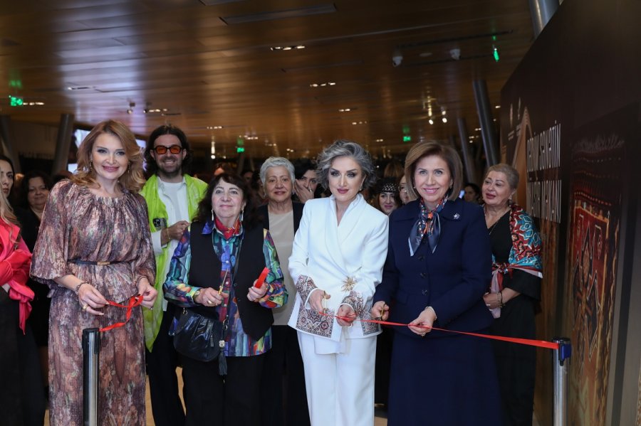 Milli Xalça Muzeyində “Kəlağayının yeni tarixi" təqdim olunub